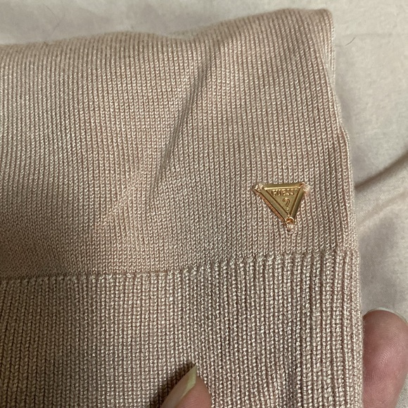 Guess Los Angeles - Size S pink with rose gold chain link - Picture 6 of 6